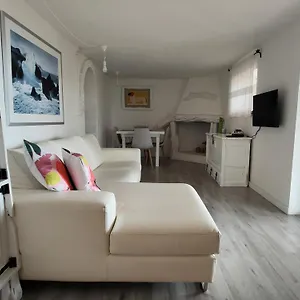 Casa vacanze Unica - Alba E Tramonto, Isola Rossa (Sassari)